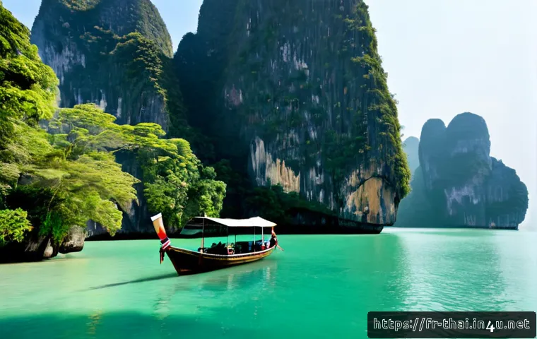 Home 17 태국의 카르스트 지형 - Photorealistic wide landscape of towering limestone karst cliffs rising from emerald water in southe...